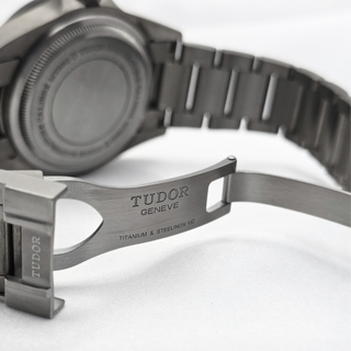 Tudor Pelagos 25600TN Titanium - Black Dial - 42mm - Automatic Dive Watch - Full Set (2023)