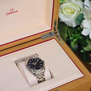 Omega Seamaster Aqua Terra 150M 220.10.41.21.01.001 - Black Dial - 41mm- Automatic - Never Worn
