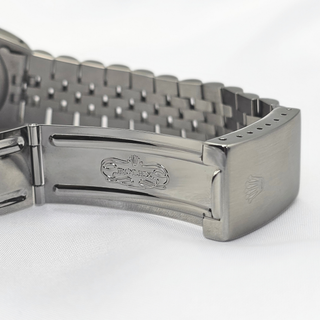 Rolex Datejust 16220 - 36mm - Automatic - Steel Jubilee Bracelet - Silver Dial - Full Set (1995)