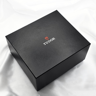 Tudor Pelagos 25600TN Titanium - Black Dial - 42mm - Automatic Dive Watch - Full Set (2023)