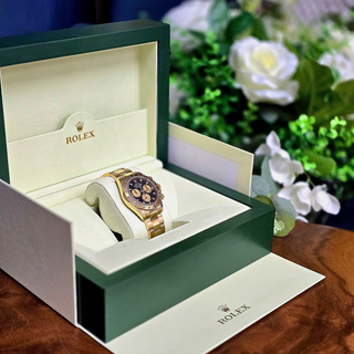Rolex Cosmograph Daytona 116528 – 40mm – 18ct Yellow Gold – Newman Dial – Automatic (2008)