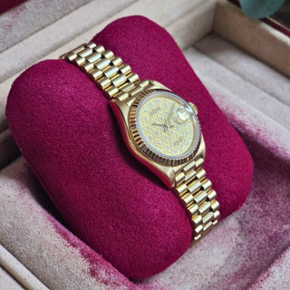 18ct Gold Rolex Lady Datejust Ref. 69178 - 26mm - Gold Pave Diamond Scatter Dial (1987)