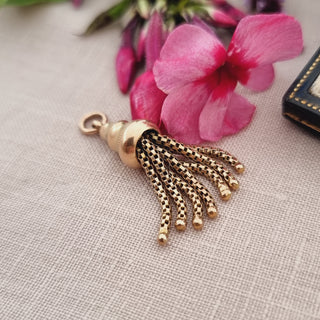 Victorian 9ct Yellow Gold Tassel Fob Pendant For Albertina