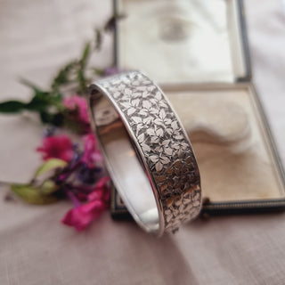 Victorian Sterling Silver Floral Tooled Cuff Bangle c1883