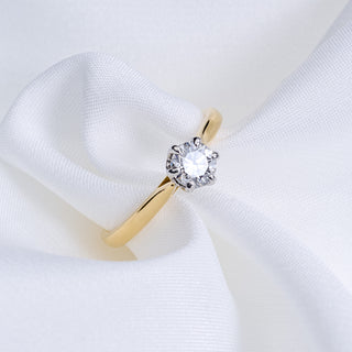 Modern 18ct Yellow Gold 0.6ct Natural Diamond Solitaire Ring