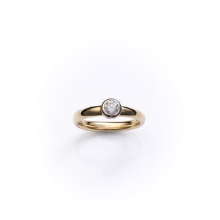 Modern 18ct Yellow Gold 0.25ct Diamond Rub Over Solitaire Ring