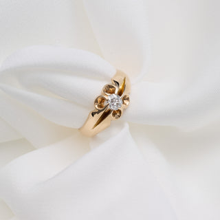 18ct Yellow Gold Antique Old Cut Diamond Gypsy Pinky Ring