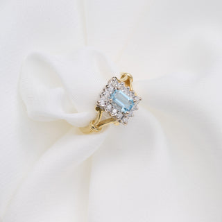 Vintage 18ct Yellow Gold Diamond And Aquamarine Deco Style Cluster Ring