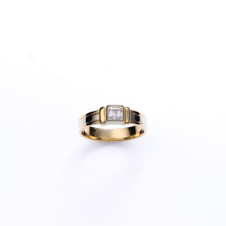 18ct Yellow And White Gold Two Tone 0.4ct Step Cut Diamond Solitaire Band Ring