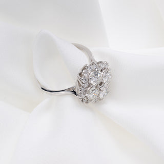 18ct White Gold 2.50ct VS E/F Diamond Cluster Ring