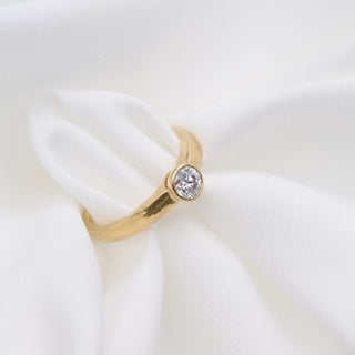 18ct Yellow Gold 0.5ct F Colour GIA Certified Diamond Solitaire Ring Hammered Finish