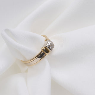 18ct Yellow And White Gold Two Tone 0.4ct Step Cut Diamond Solitaire Band Ring