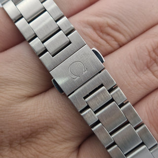 Ladies Omega Seamaster Aqua Terra 231.10.30.60.55.001 Stainless Steel Mother-Of-Pearl Dial 30mm RESERVED