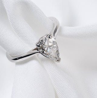 Platinum 950 1ct Colourless Pear Cut Diamond Solitaire Ring