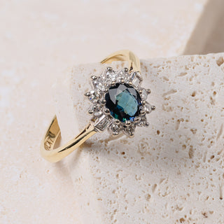 Vintage 18ct Sapphire And Diamond Cluster Ring