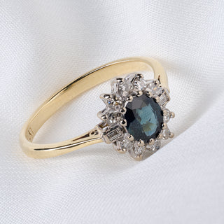 Vintage 18ct Sapphire And Diamond Cluster Ring