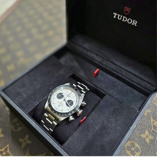 Tudor Black Bay Chrono 79360N 41 mm - Automatic - Stainless Steel 'Panda' Dial (2022)