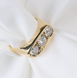 18ct Yellow Gold 1.8ct Diamond Unisex Trilogy Ring