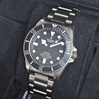 Tudor Pelagos 25600TN Titanium - Black Dial - 42mm - Automatic Dive Watch - Full Set (2023)