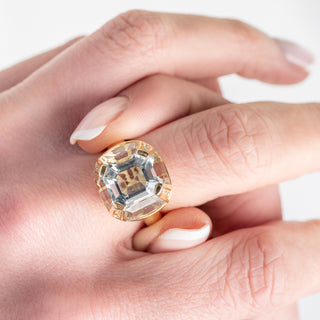 18ct Yellow Gold Aquamarine 3D Five Stone Interlocking Dress Ring