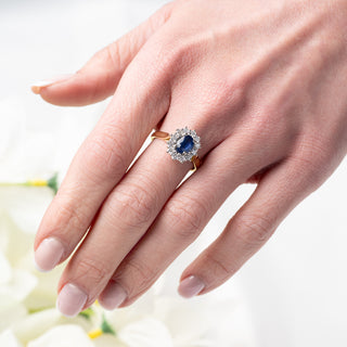 18ct Yellow Gold Diamond And 1ct Sapphire Halo Cluster Ring