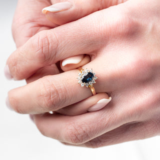 Vintage 18ct Yellow Gold Diamond And 1ct Natural Blue Sapphire Cluster Ring