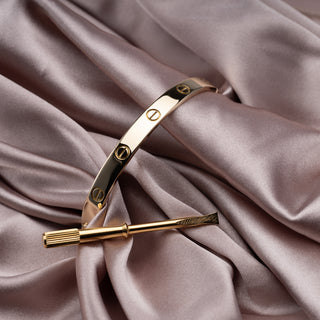 Cartier Love Bracelet 18ct Yellow Gold - Size 18 (includes Box)
