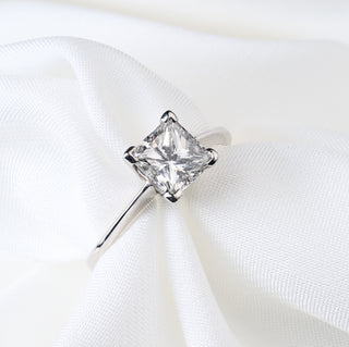 Platinum 1.5ct Princess Cut Diamond Solitaire Ring VVS2