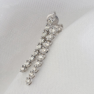 18ct White Gold 0.20ct Diamond Dangle Drop Earrings - 25mm