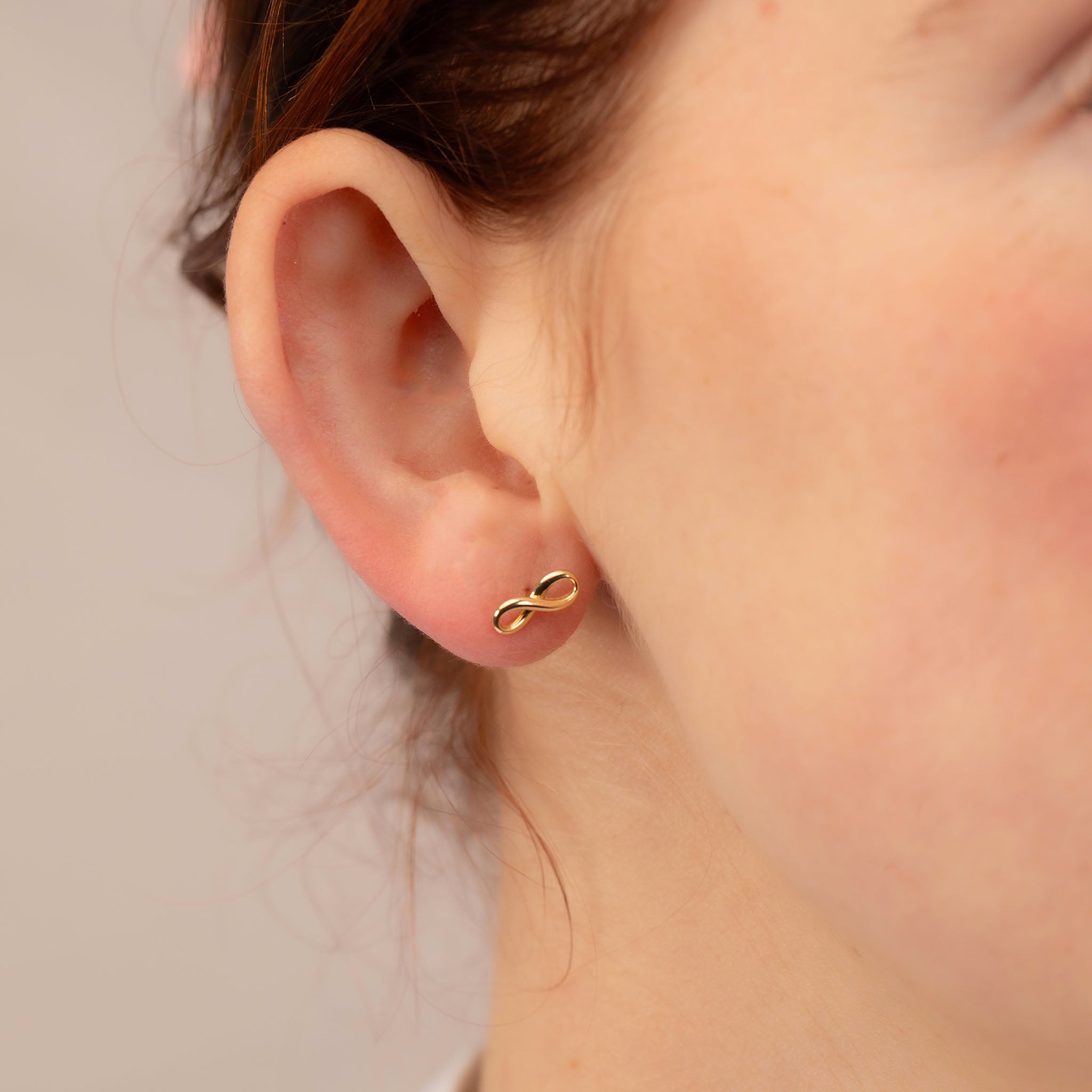 Tiffany 750 18ct Yellow Gold Infinity Stud Earrings – Dobson