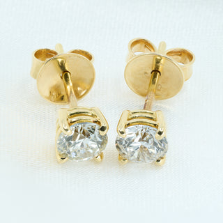 18ct Yellow Gold Diamond Stud Earrings – 1.00ct Total – G SI2