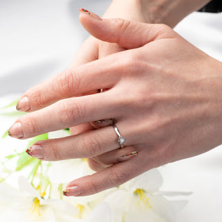 Dainty Platinum 0.1ct Diamond Solitaire Ring