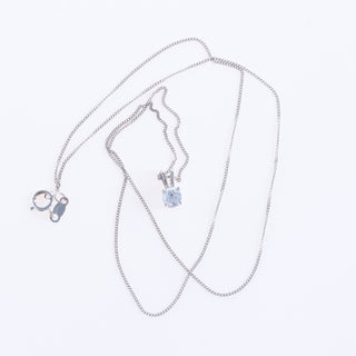 18ct White Gold 0.4ct Diamond Solitaire Pendant Necklace