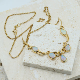 18ct Yellow Gold Natural Opal & Diamond Lavallière Necklace – 20 Inch – 9g
