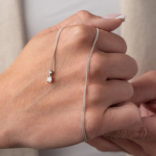 18ct White Gold 0.18ct E/F VS Natural Diamond Solitaire Pendant Necklace – 16 Inch – 2.1g