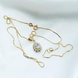 18ct Yellow Gold 0.65ct Pear-Cut Natural Diamond Cluster Pendant & 18-Inch Chain – 3.4g