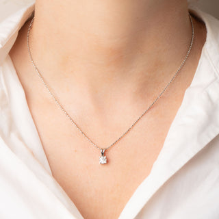 18ct White Gold 0.6ct Diamond Pendant Necklace
