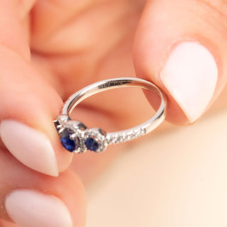 18ct White Gold Three Stone 0.55ct Round Sapphire & Diamond Cluster Ring