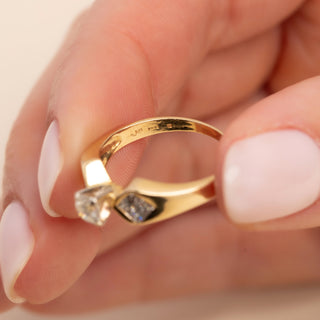 18ct Yellow Gold 0.6ct Round & Princess Cut Diamond Trilogy Ring