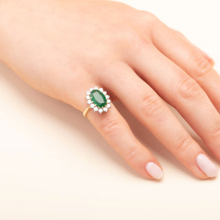 18ct Yellow Gold 2ct Emerald & 0.75ct Diamond Cluster Ring