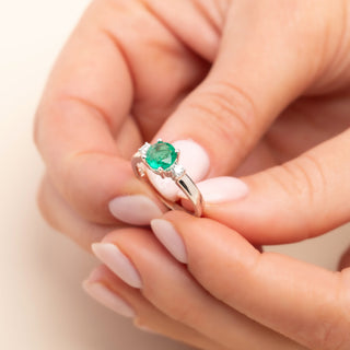 18ct White Gold Round Cut 0.9ct Emerald & 0.15ct Diamond Trilogy Ring