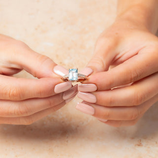 18ct White Gold Emerald Cut Aquamarine & Diamond Ring