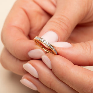 18ct Yellow Gold 1ct Diamond Full Eternity Band Ring