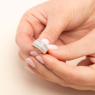 18ct White Gold 0.95ct Pavé Set Diamond Band Ring