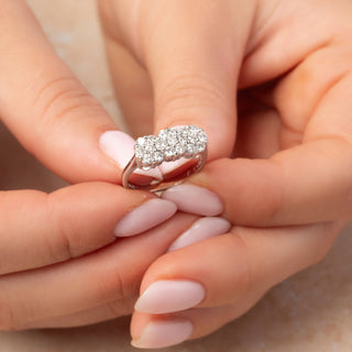 18ct White Gold 1ct Diamond Cluster Ring