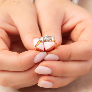 Vintage 18ct Yellow Gold Three Stone 1.26ct Diamond Trilogy Ring