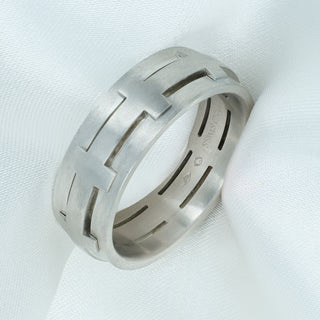 Platinum 950 Gents Patterned Heavy Wedding Band – 7.7mm – Size U