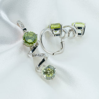 18ct White Gold Green Gemstone & Diamond Suite – Ring & Earrings Set – Bespoke