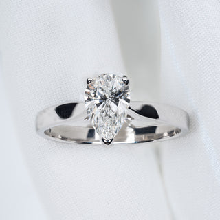 IGI Certified 18ct White Gold 0.92ct Pear Cut Natural Diamond Solitaire Ring - L½