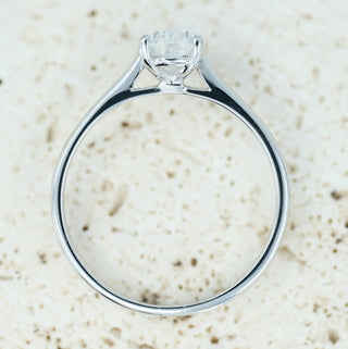 IGI Certified 18ct White Gold 0.92ct Pear Cut Natural Diamond Solitaire Ring - L½